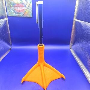 Duck foot pencil holder